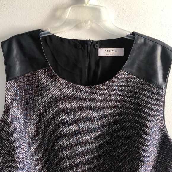 Bailey44 top - Picture 2 of 9